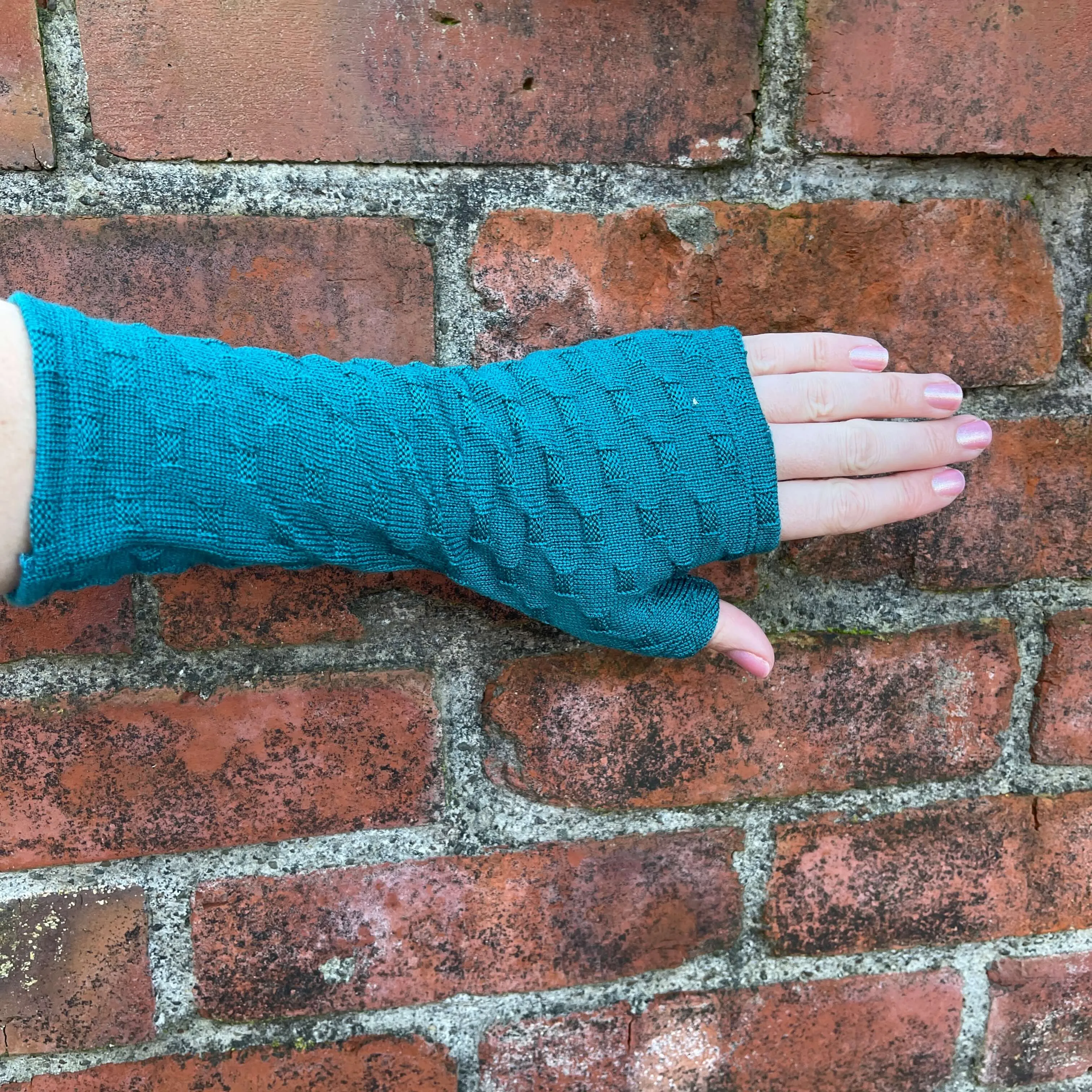 Merino Wool Gloves - Teal Cross Textured